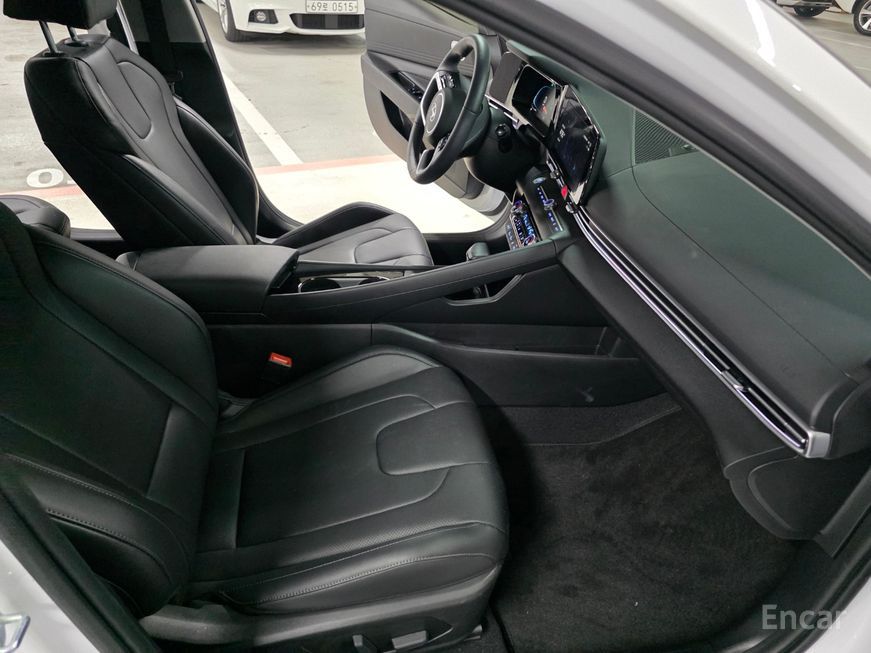 Hyundai Avante - фото 4