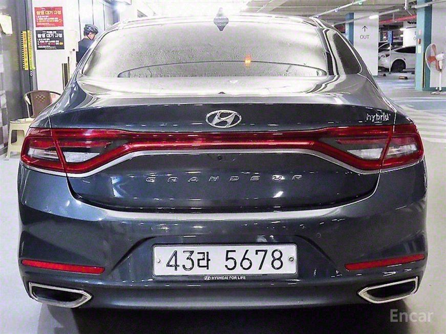 Hyundai Grandeur - фото 3