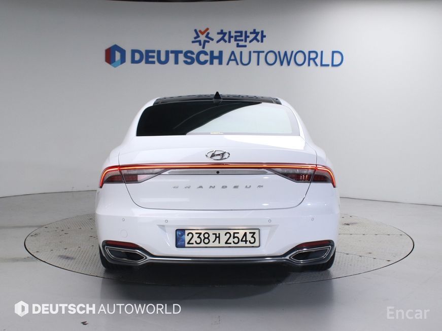 Hyundai Grandeur - фото 3