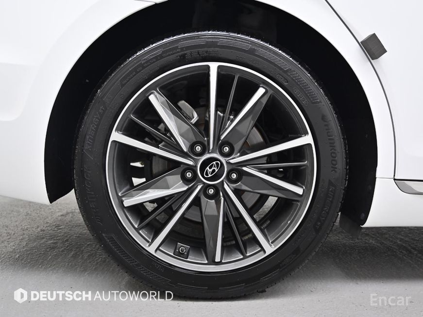 Hyundai Grandeur - фото 4