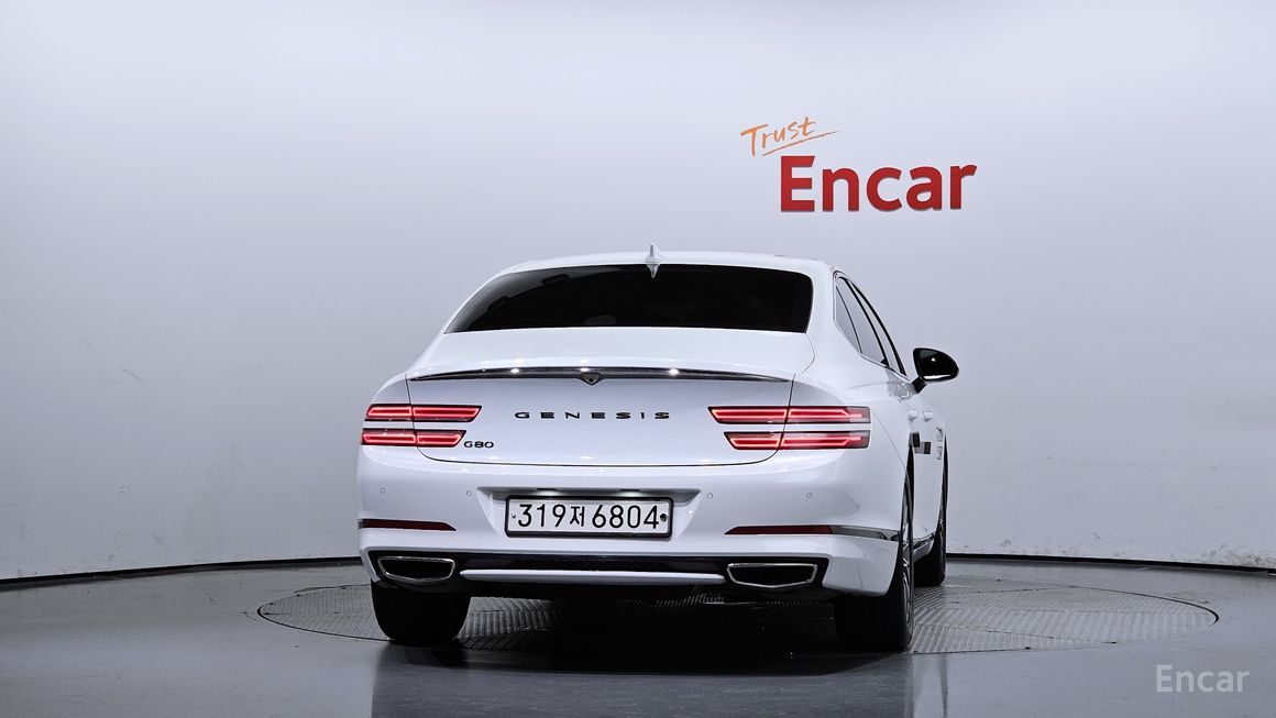 Genesis G80 - фото 3