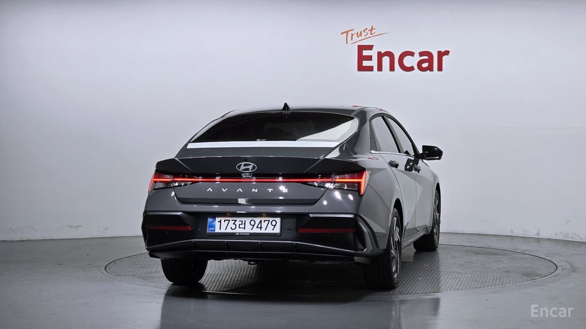 Hyundai Avante - фото 3