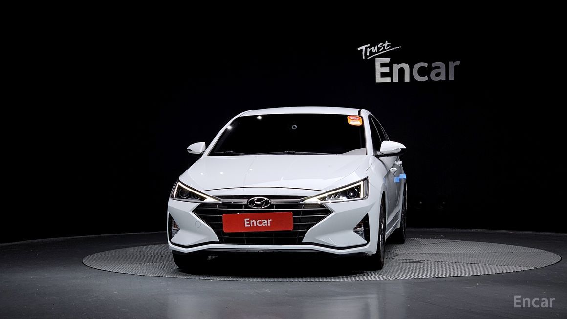 Hyundai Avante - фото 2