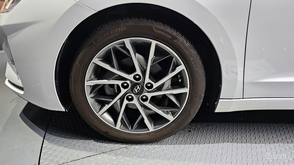 Hyundai Avante - фото 4