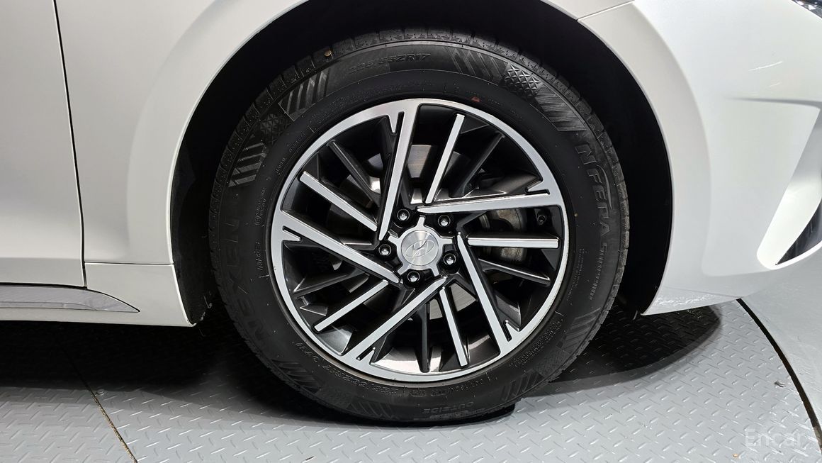 Hyundai Grandeur - фото 4