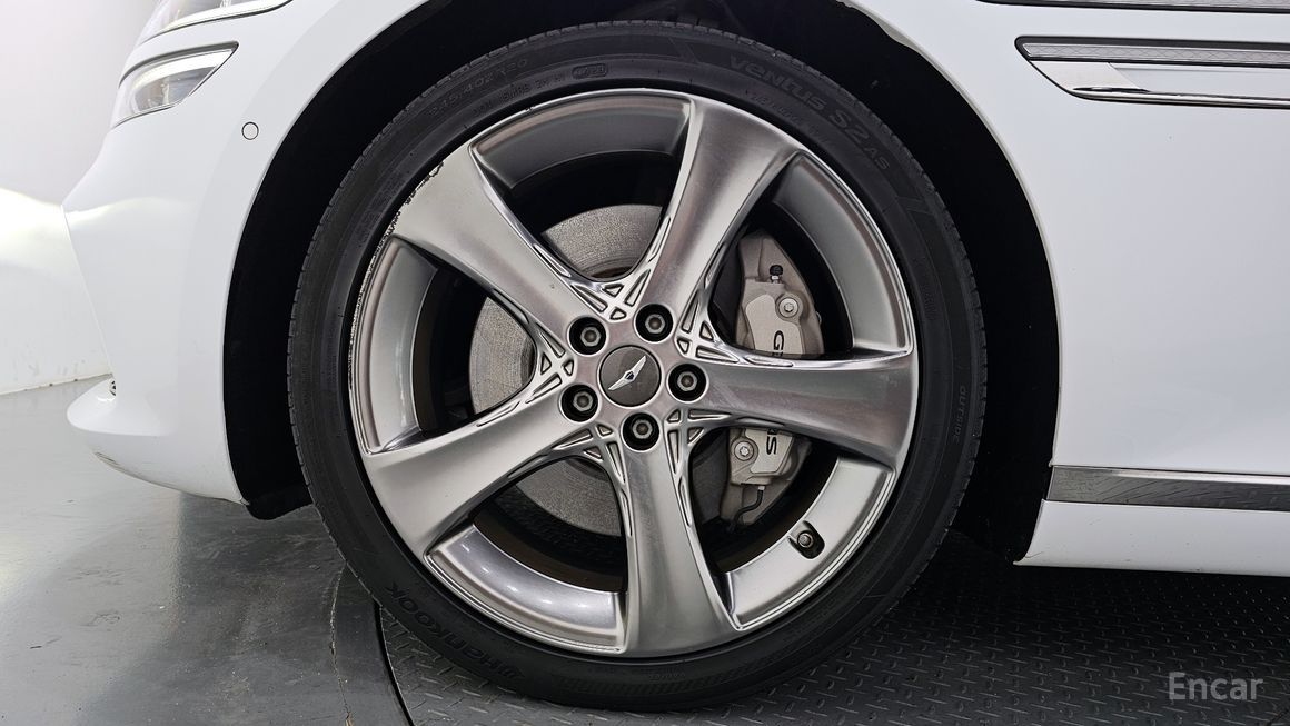 Genesis G80 - фото 4