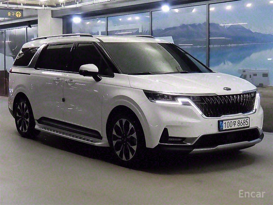 Kia Carnival - фото 0