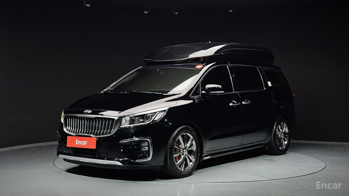 Kia Carnival - фото 0