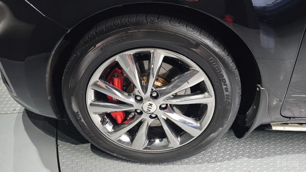 Kia Carnival - фото 4