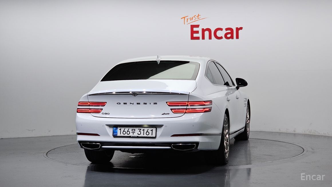 Genesis G80 - фото 3