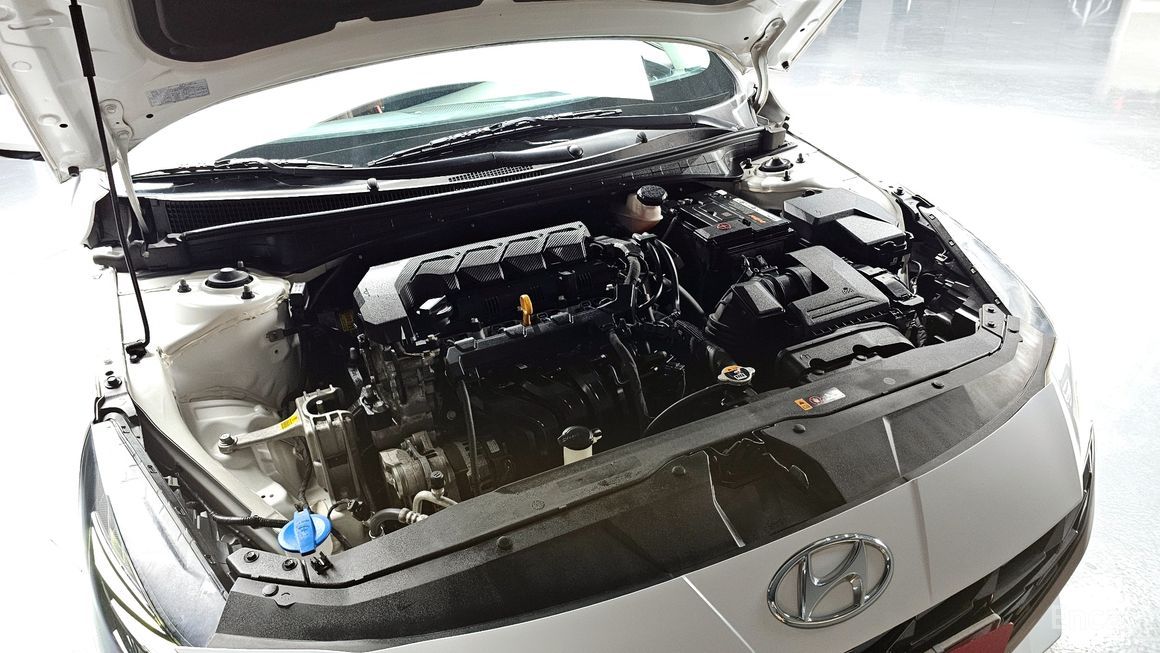 Hyundai Avante - фото 5