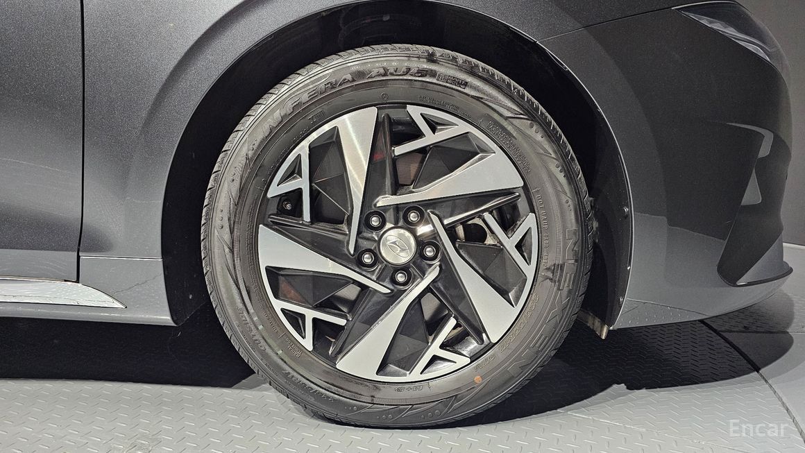 Hyundai Grandeur - фото 4