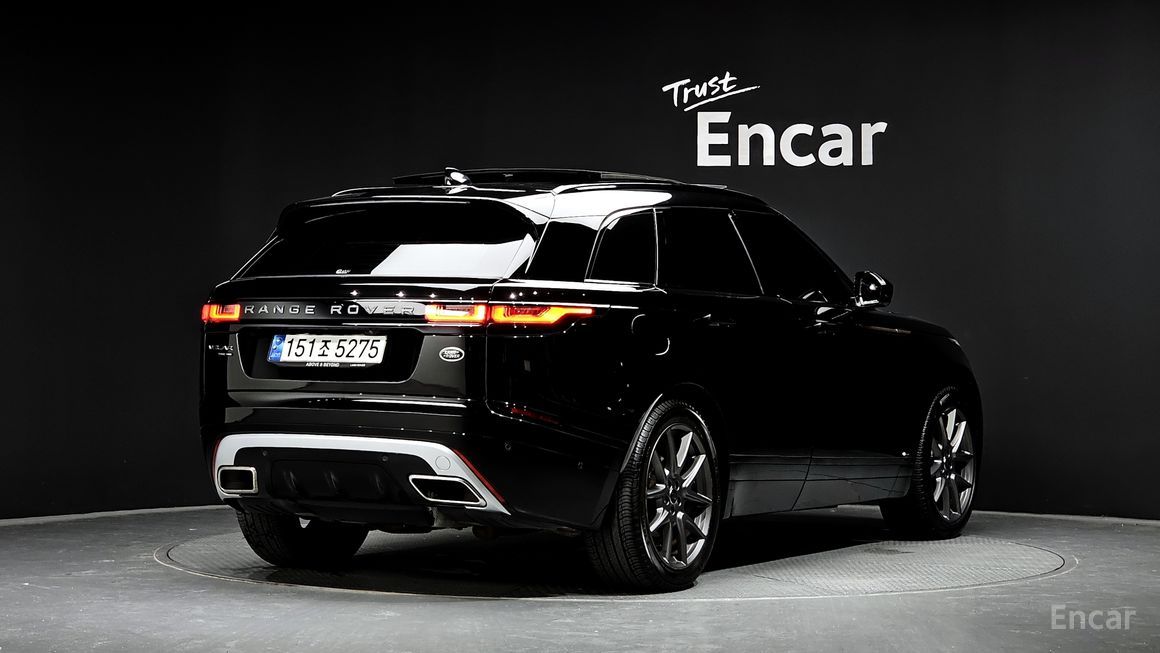 Land Rover Range Velar - фото 1