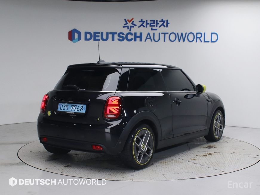 Mini Cooper - фото 1