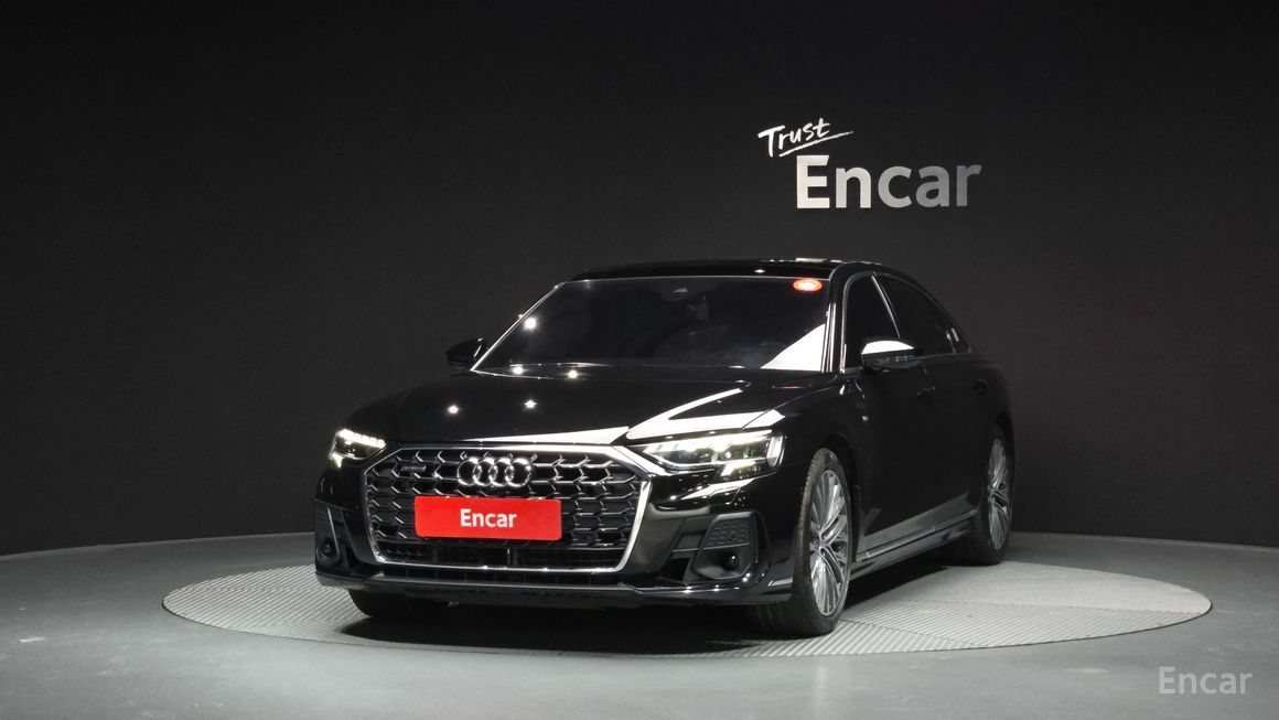 Audi A8 - фото 0