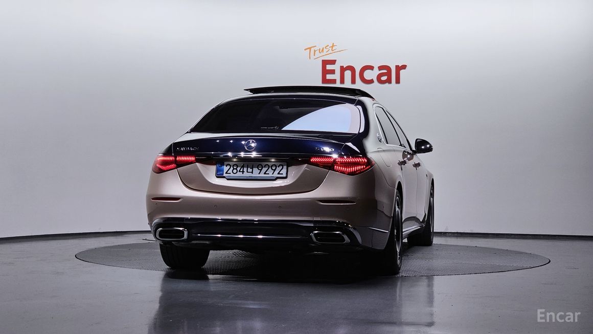 Mercedes-Benz S-Class - фото 3