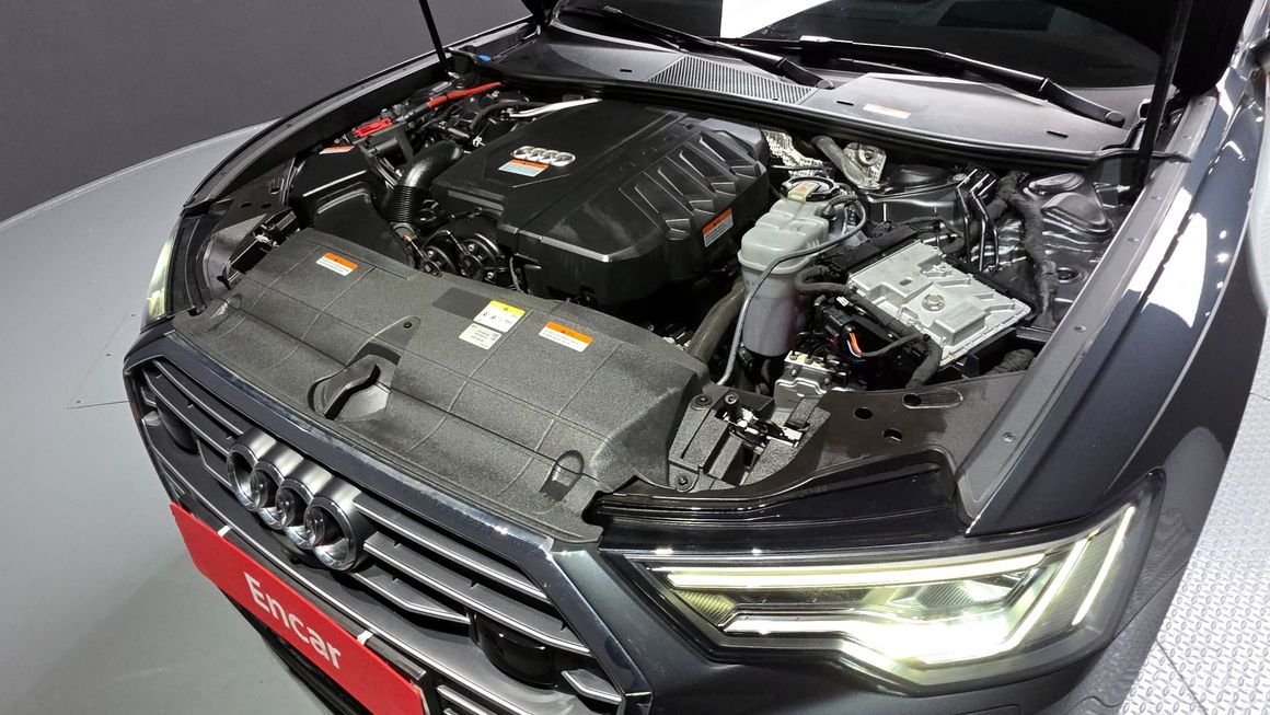 Audi A6 - фото 5