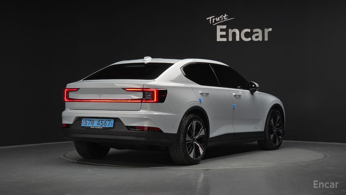 Polestar 2 - фото 1