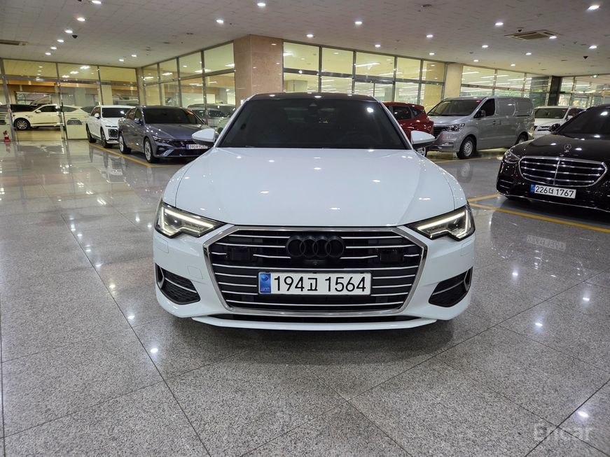 Audi A6 - фото 1