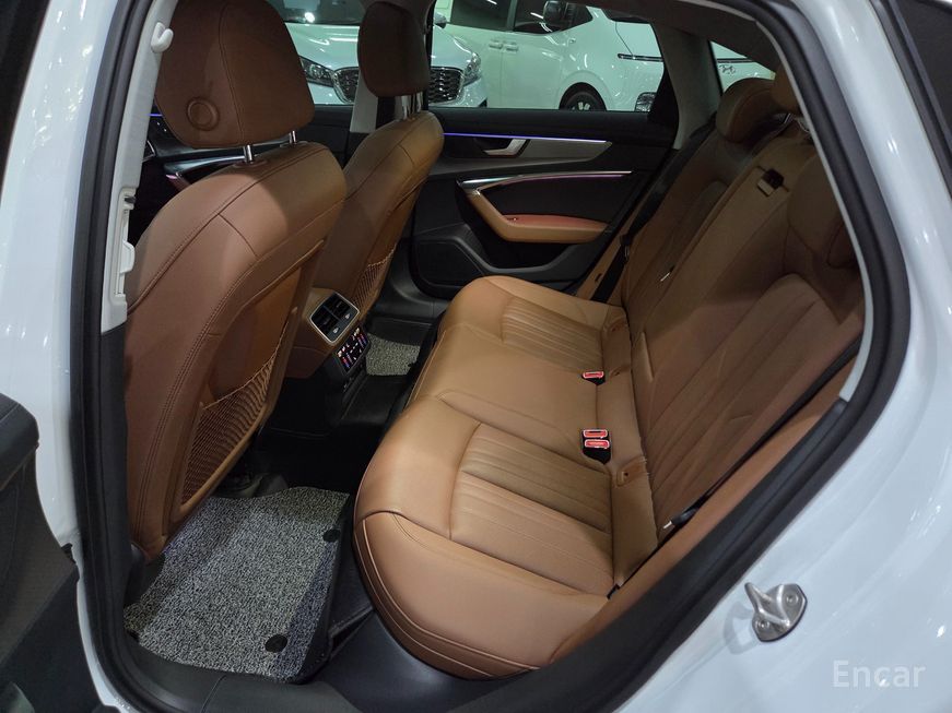 Audi A6 - фото 6