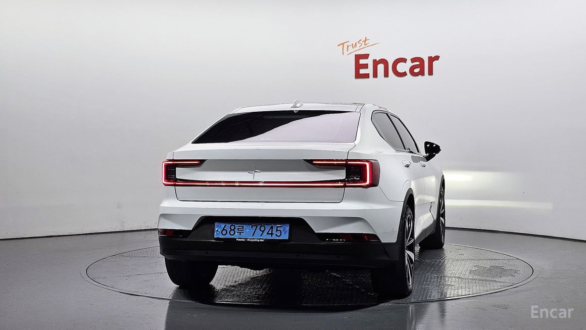 Polestar 2 - фото 3