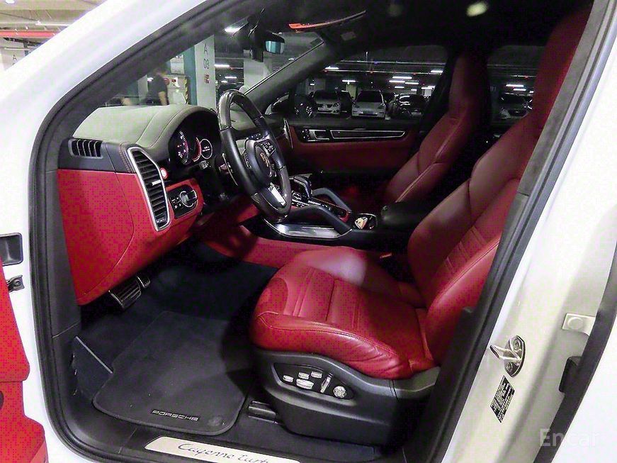 Porsche Cayenne - фото 5