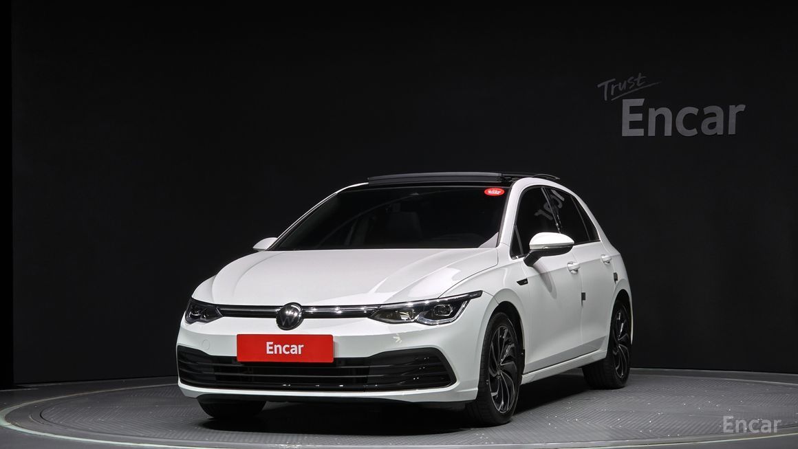 Volkswagen Golf - фото 0