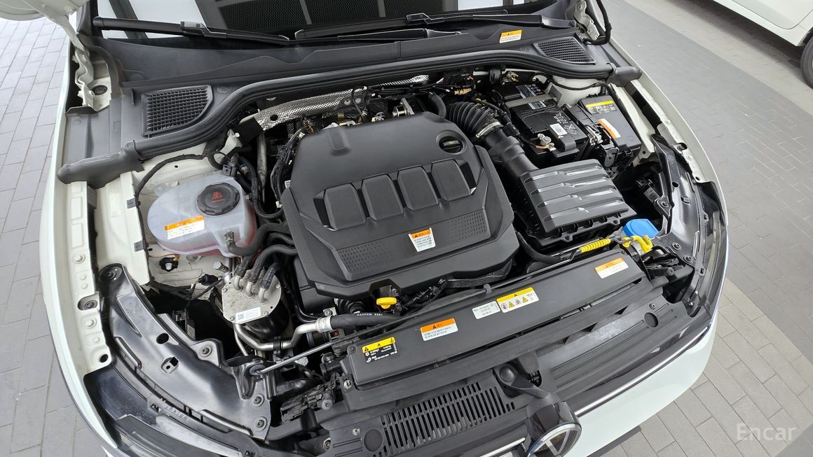 Volkswagen Golf - фото 5