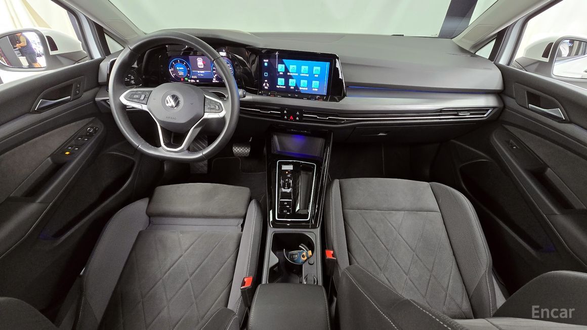 Volkswagen Golf - фото 6