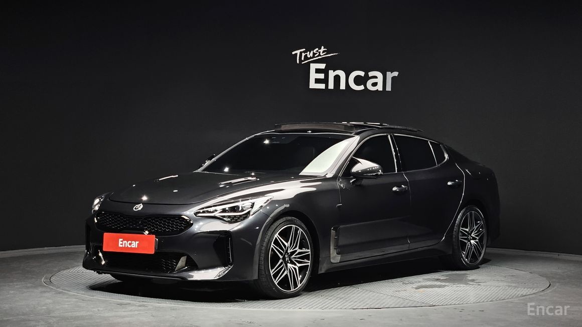 Kia Stinger - фото 0