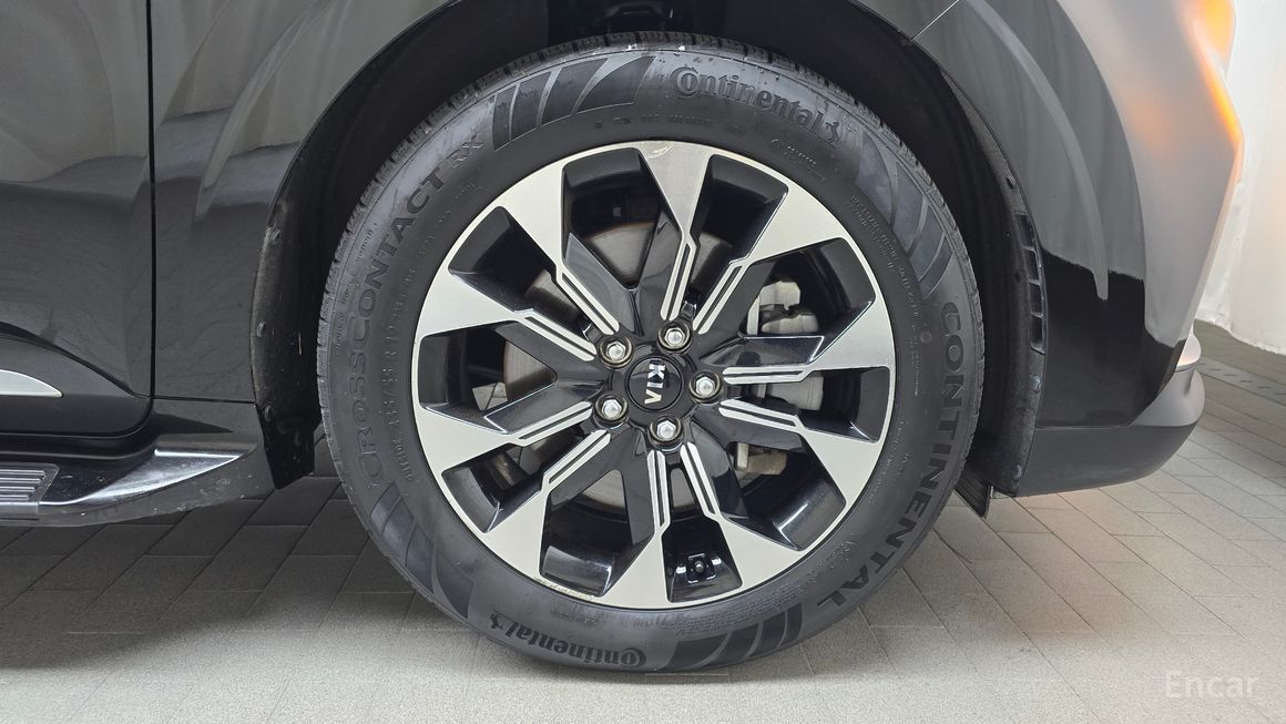 Kia Carnival - фото 4