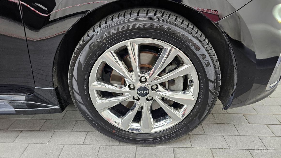 Kia Carnival - фото 4