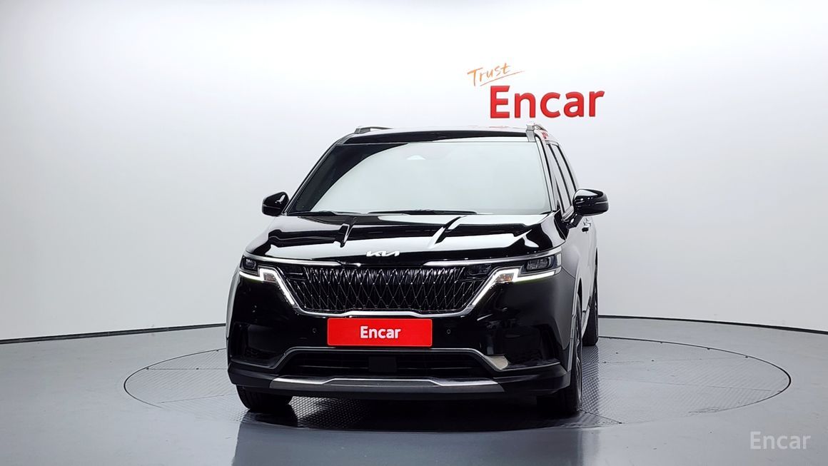 Kia Carnival - фото 2