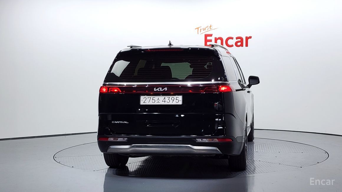 Kia Carnival - фото 3