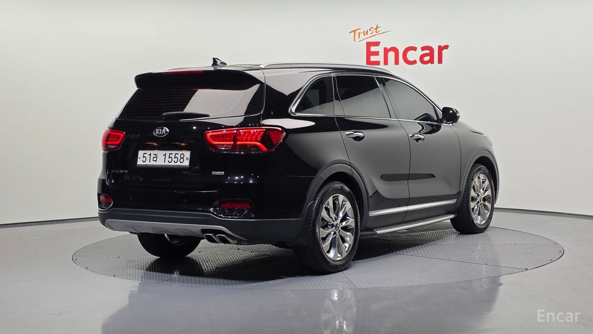 Kia Sorento - фото 1
