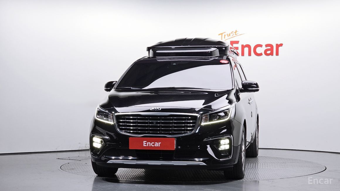 Kia Carnival - фото 2