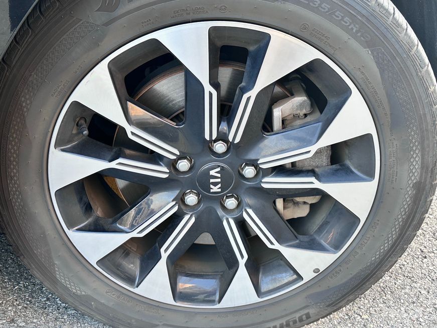 Kia Carnival - фото 4