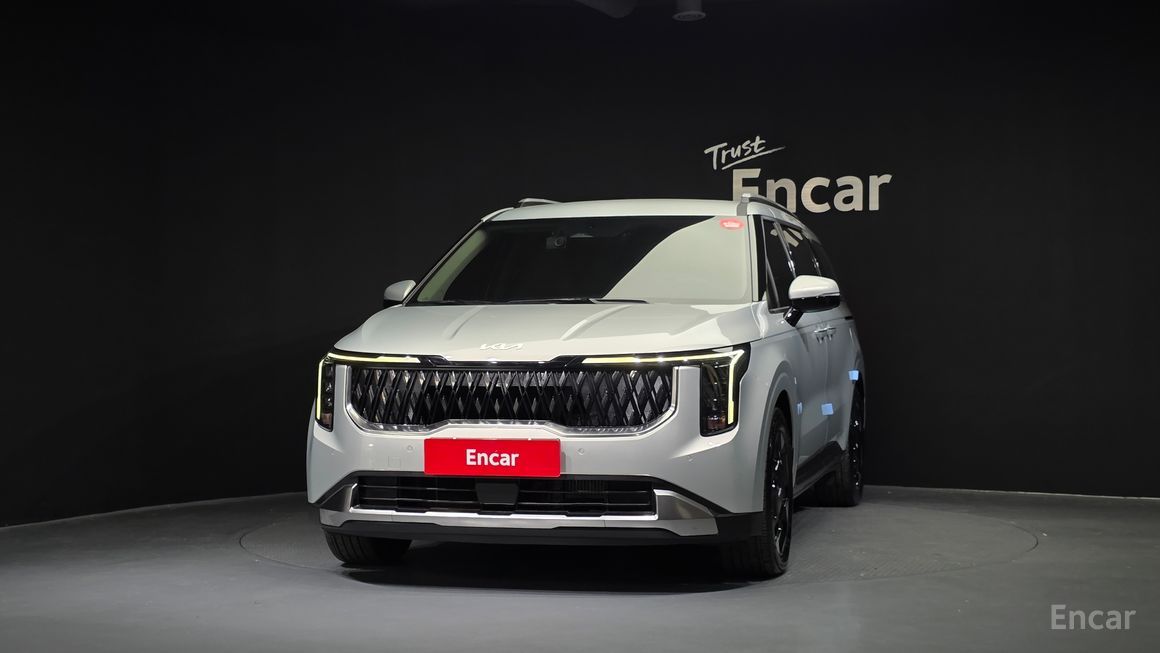 Kia Carnival - фото 2