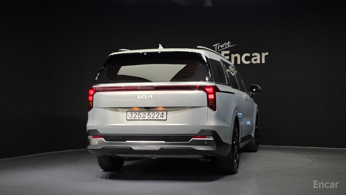 Kia Carnival - фото 3