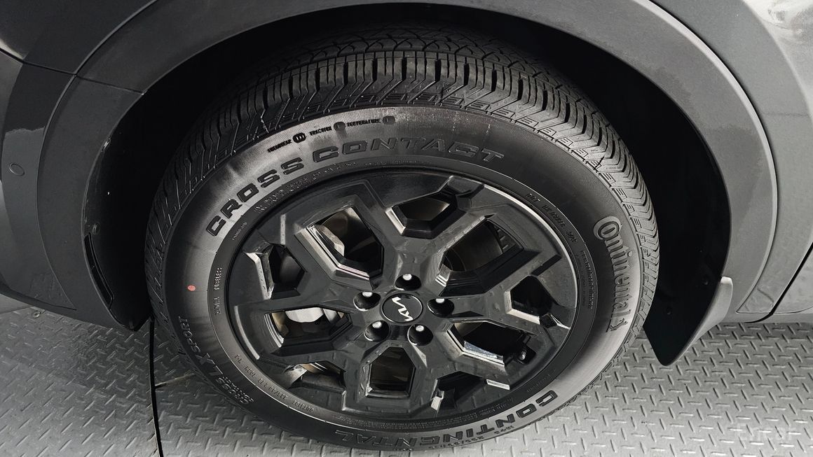 Kia Sorento - фото 4