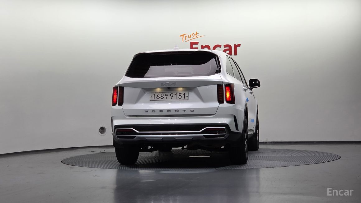 Kia Sorento - фото 3