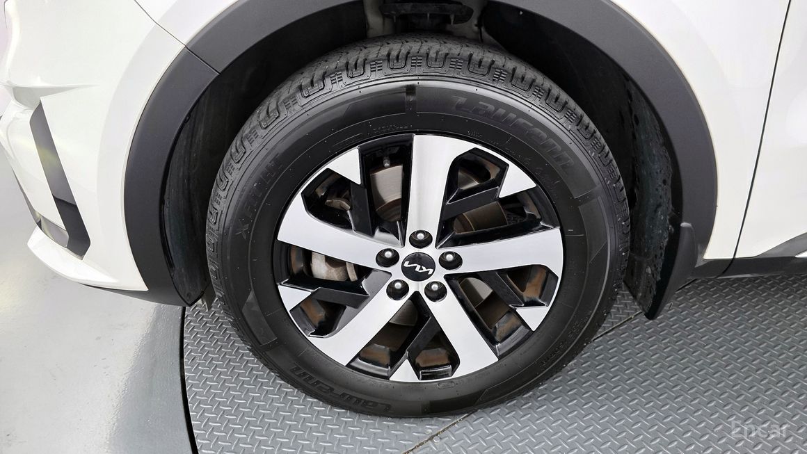 Kia Sorento - фото 4