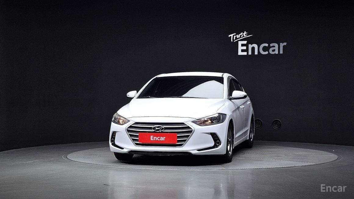 Hyundai Avante - фото 2