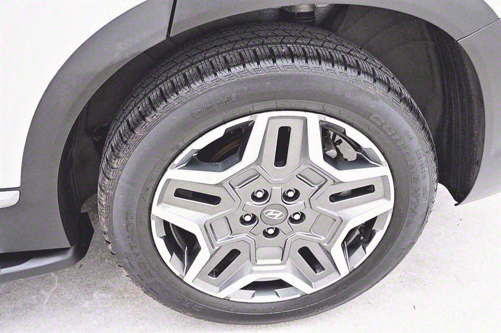 Hyundai Santa Fe - фото 4