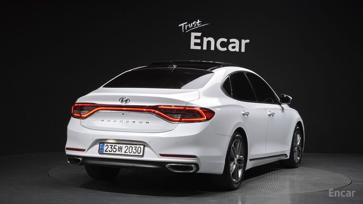 Hyundai Grandeur - фото 1