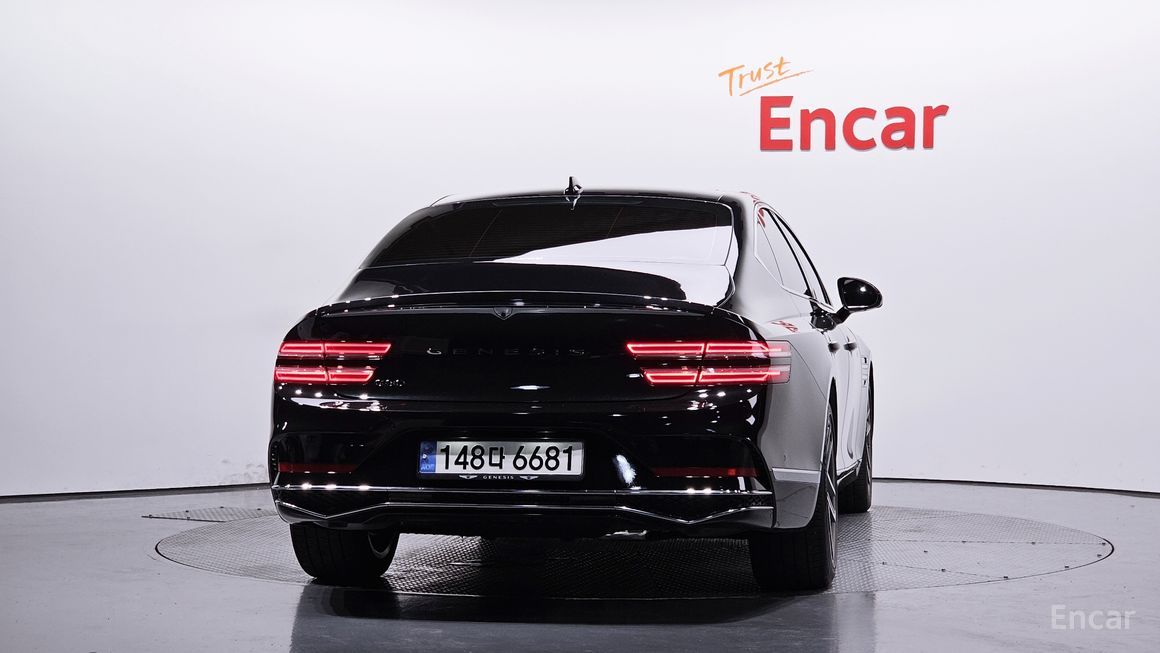 Genesis G80 - фото 3