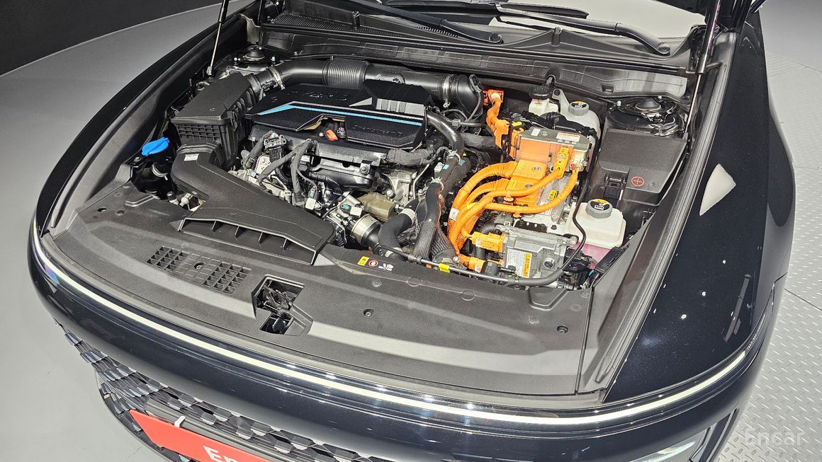 Hyundai Grandeur - фото 5