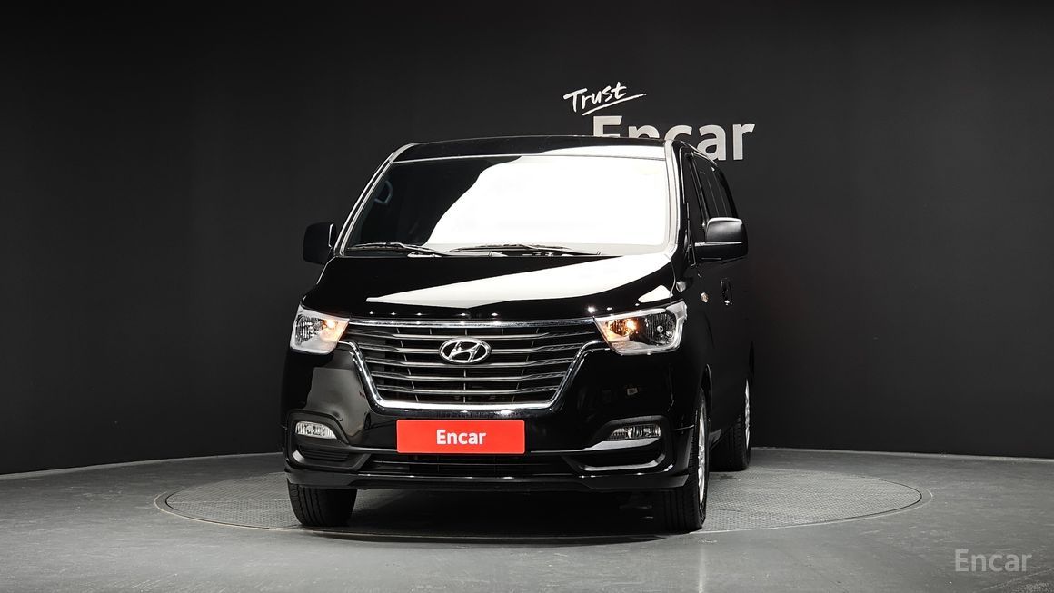 Hyundai Starex - фото 2