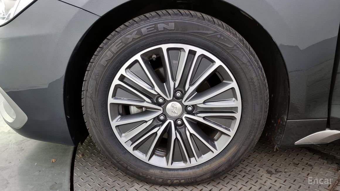 Hyundai Grandeur - фото 4