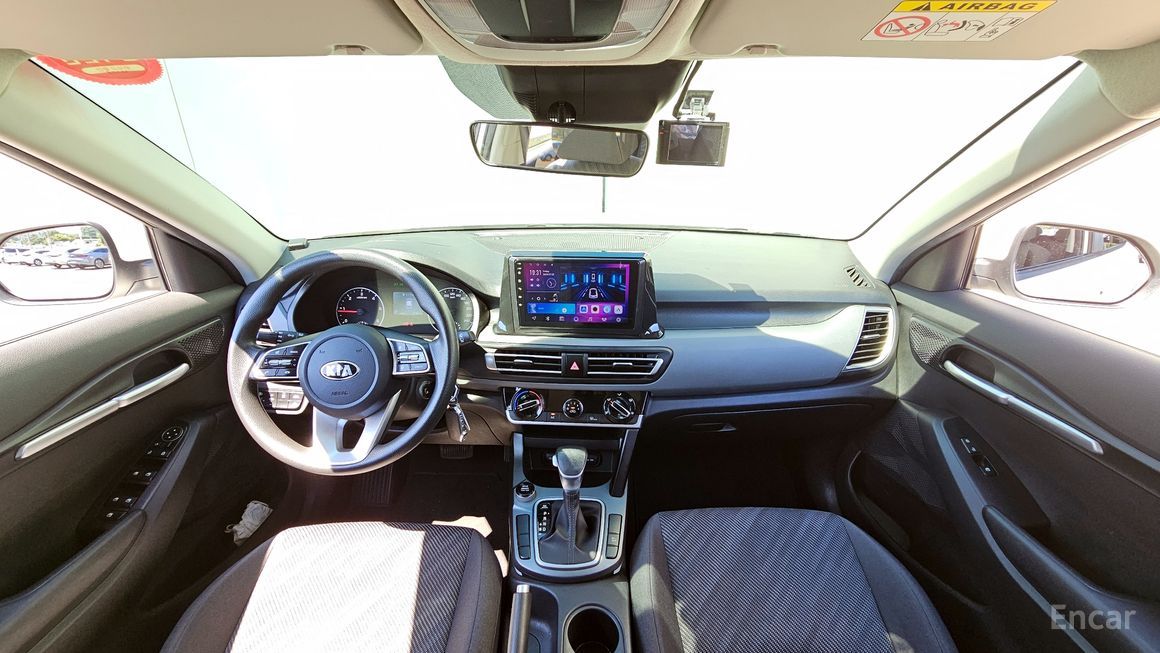 Kia Seltos - фото 6